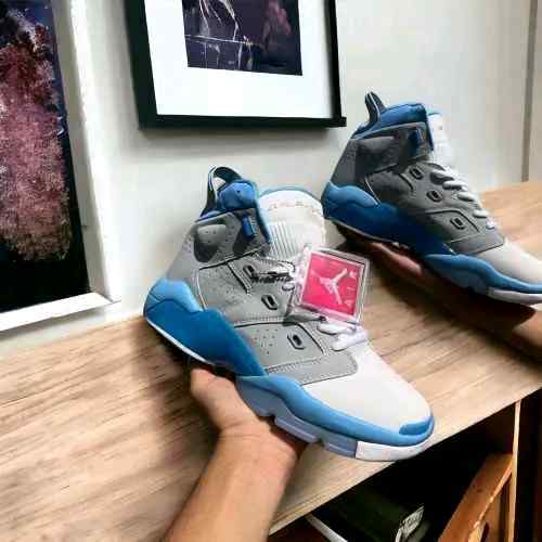 JORDAN retro 6 23 MULTI TOTAL BLUE