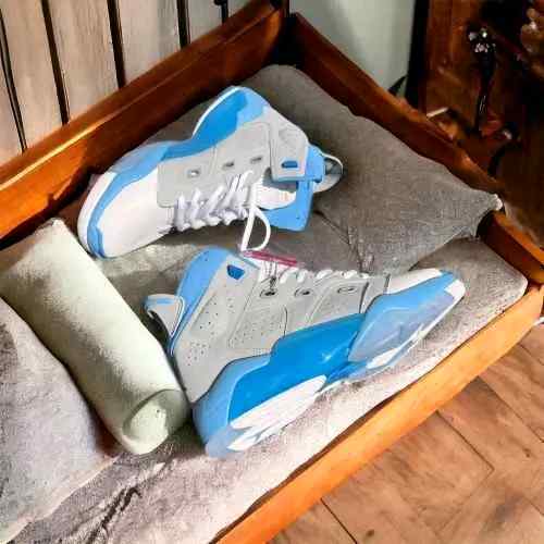 JORDAN retro 6 23 MULTI TOTAL BLUE
