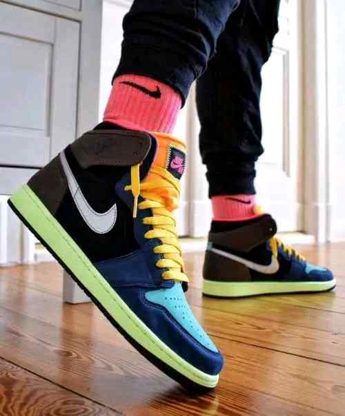 nikkee Air Jordan Retro 1 High BIO HACK SEMI UAkee