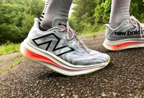 Neww Balancee Fuelcell Supercomp Trainer V2 WHITE GREY