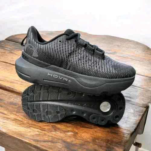 underr armourr Infinite Pro Black
