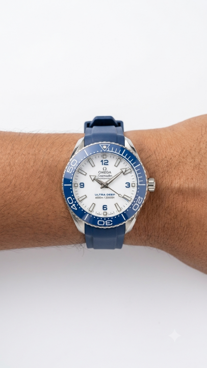 Omegga Seamaster Planet Ocean 6000M Ultra Deep Blue Silicon White Dial