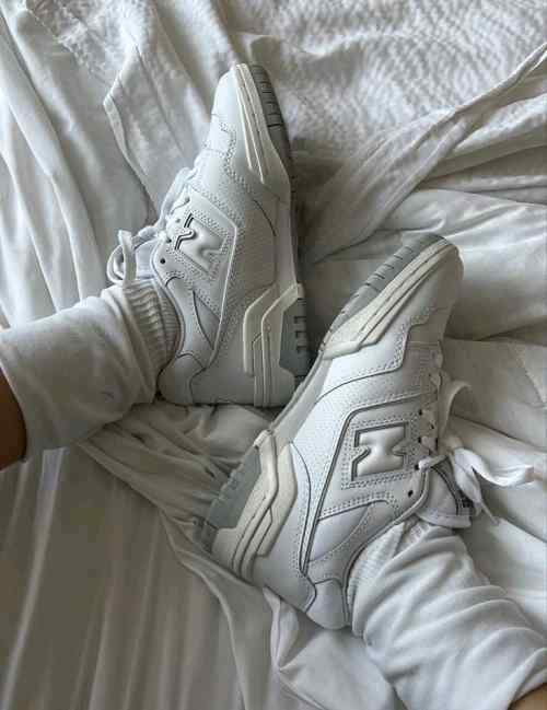 Neww Balancee 550 White Grey for her FIX