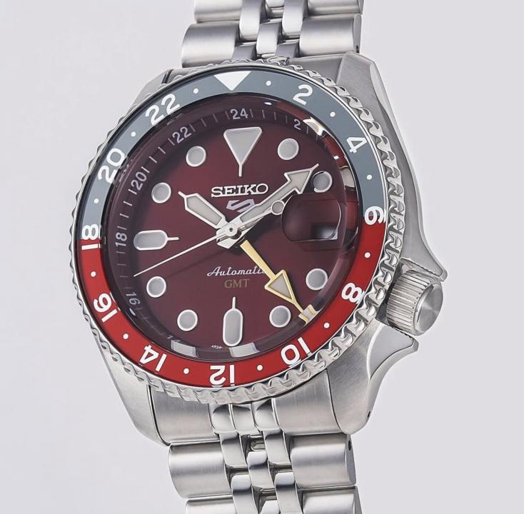 Seiko 5 Sports GMT Thong Sia Red Limited Edition Men  SSK031K1