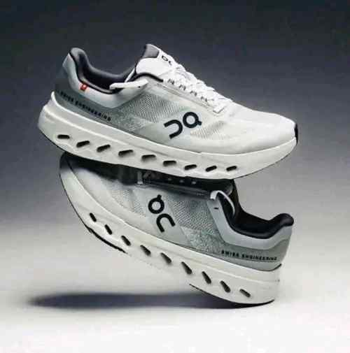 On Cloudsurfer Next Grey