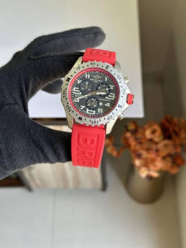 Breitling Endurance Pro Red (Date working)