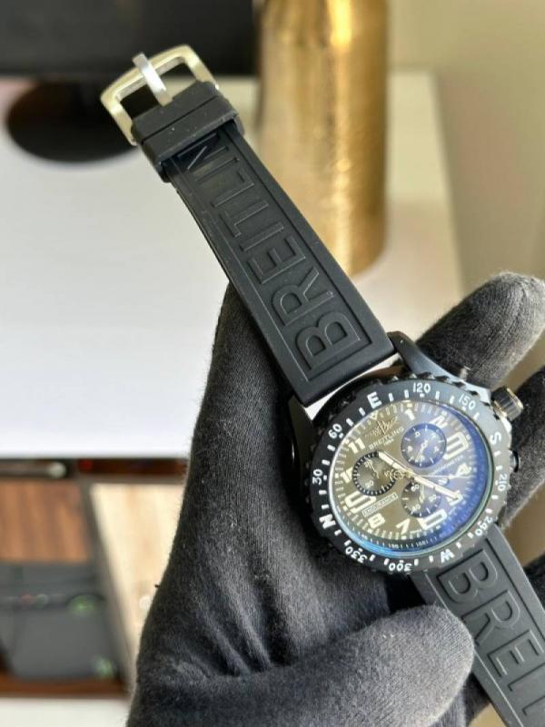 Breitling Endurance Pro black (Date working)