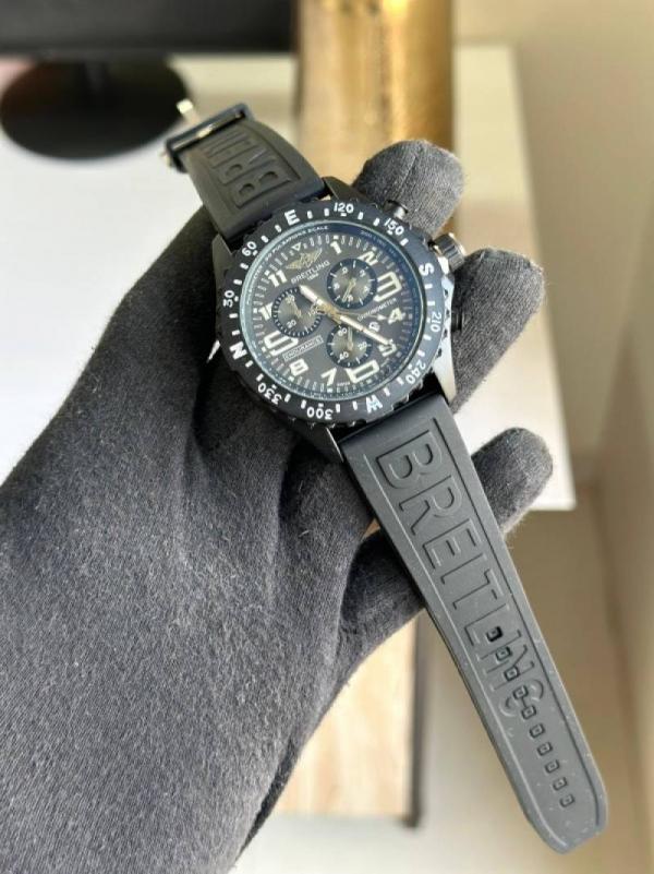 Breitling Endurance Pro black (Date working)