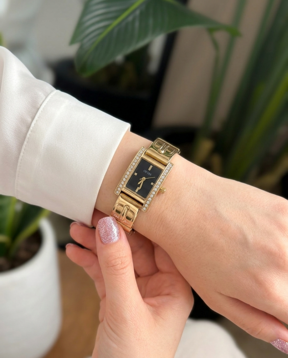 Guess Sasha Trend Gold-Black
