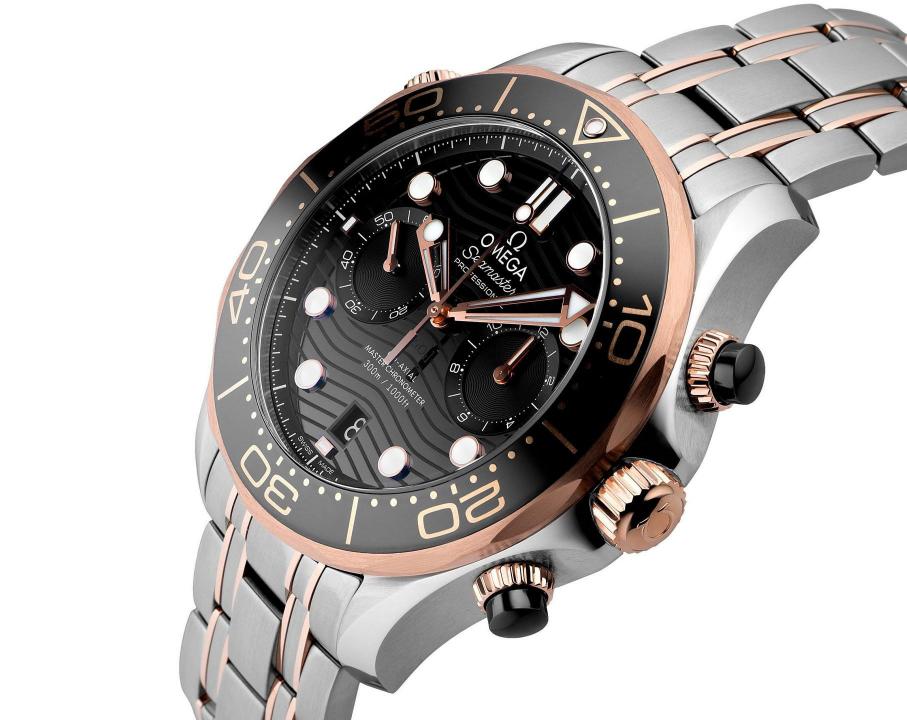 Omegg_a Seamaster Diver 300M Co-Axial Master Chronometer Chronograph 2 ton copper black