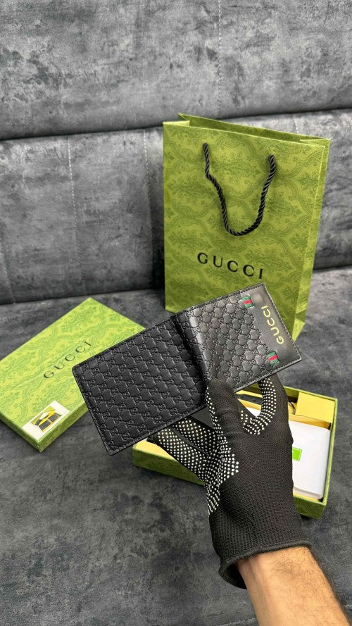 Guccc_i premium wallet combo wid og box & accessories