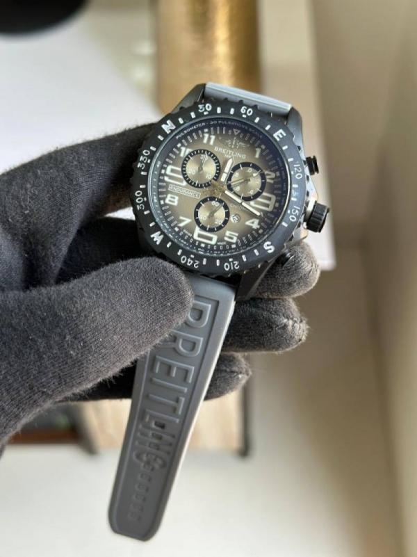 Breitling Endurance Pro grey (Date working)