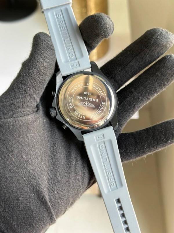 Breitling Endurance Pro grey (Date working)