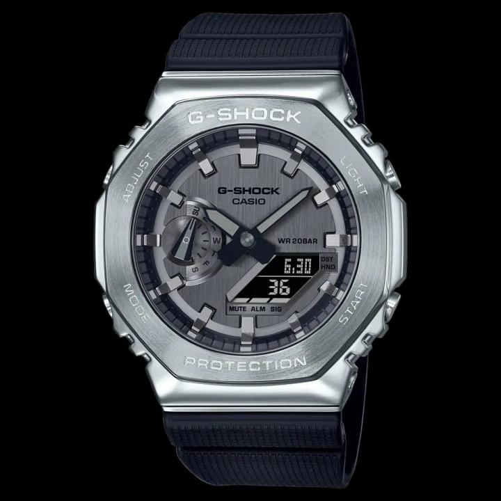 Casio g shock gm2100 black silver Black