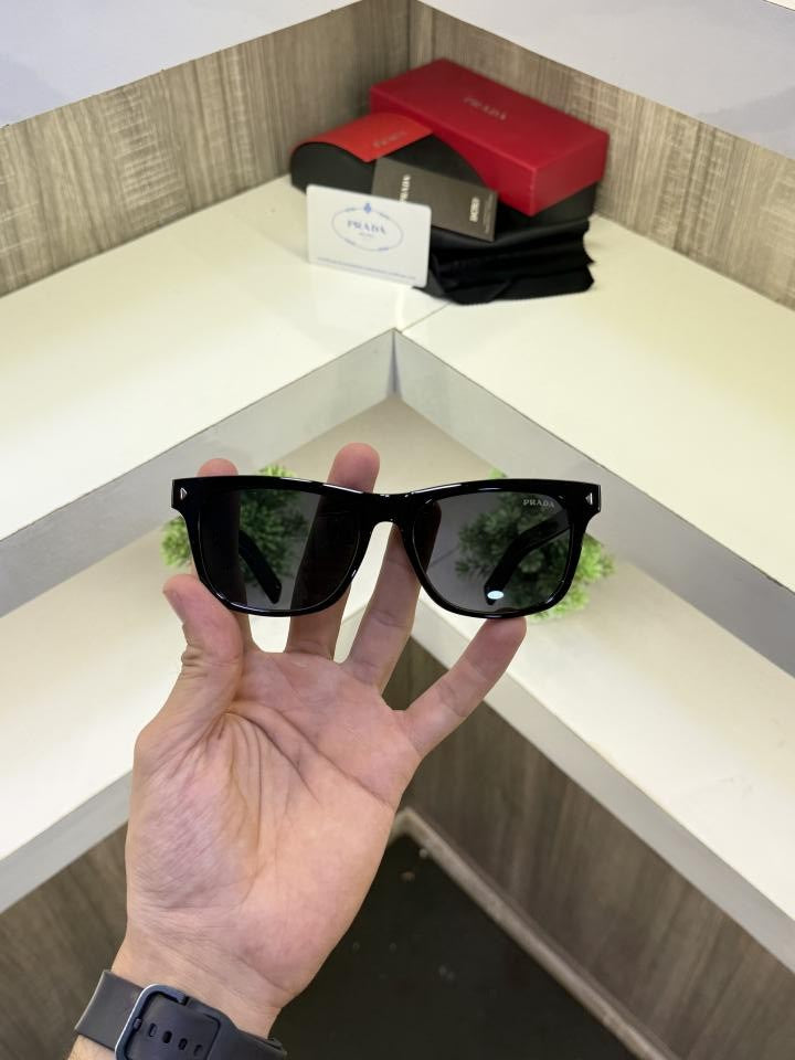 Pradda Mens Square Sunglass