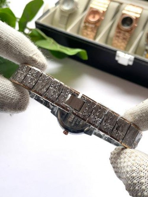 Rolex round diamond em 11