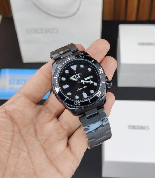 SEIKO AUTOMATIC M-713