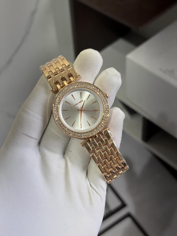 MICHAEL KOR DARCI ROSE WHITE OG LOCK 1013