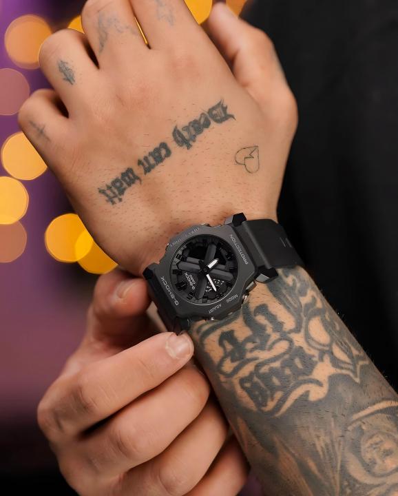 Casio g shock ga2300 black
