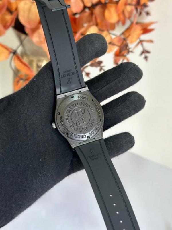 Hublot Big Bang Quartz Purple Black