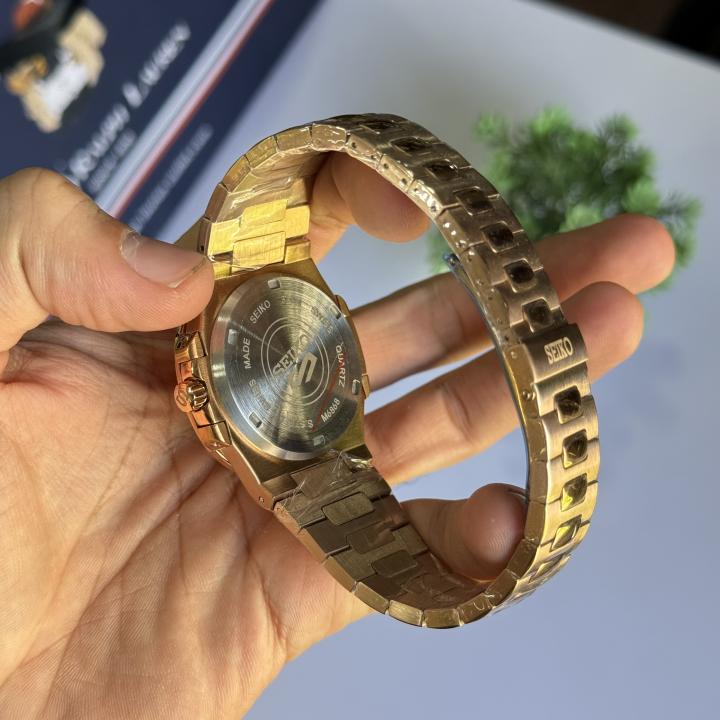 Seiko Nautilus Stainless steel Quartz watch 1st Quality