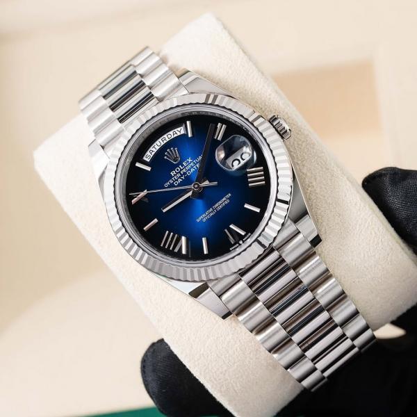 Rolee_x Oyster Perpetual Day Date 40 Battery Silver-Blue