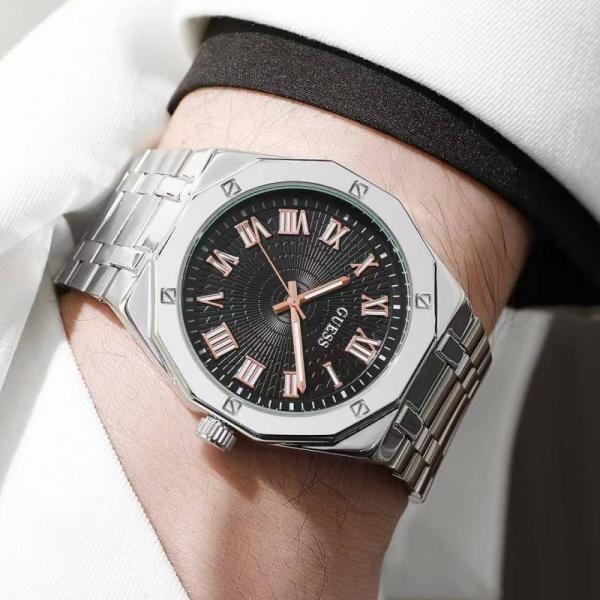 Guess Mens Solid Analog Premium Watch