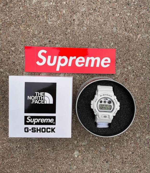 GSHOCK X NORTH FACE SUPREME WHITE 1035