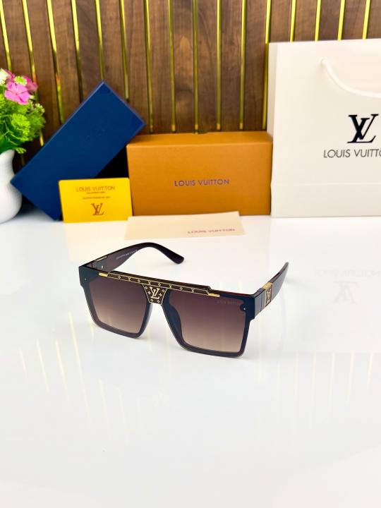 LOUI_ISS VUITTON D-660