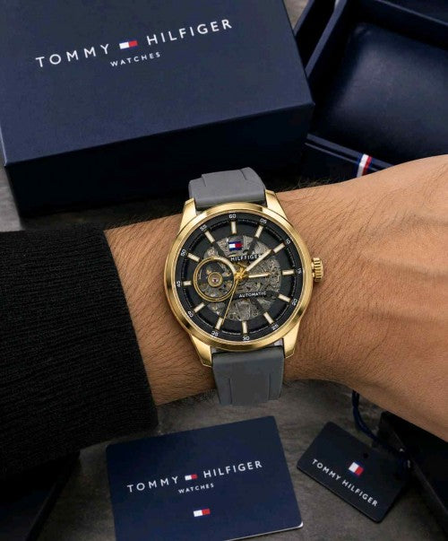 Tommy_Hilfiger_Automatic F135