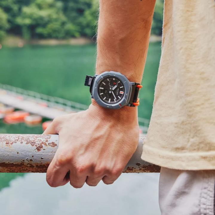 Casio Pro Trek PRJ-B001B-2 full blue