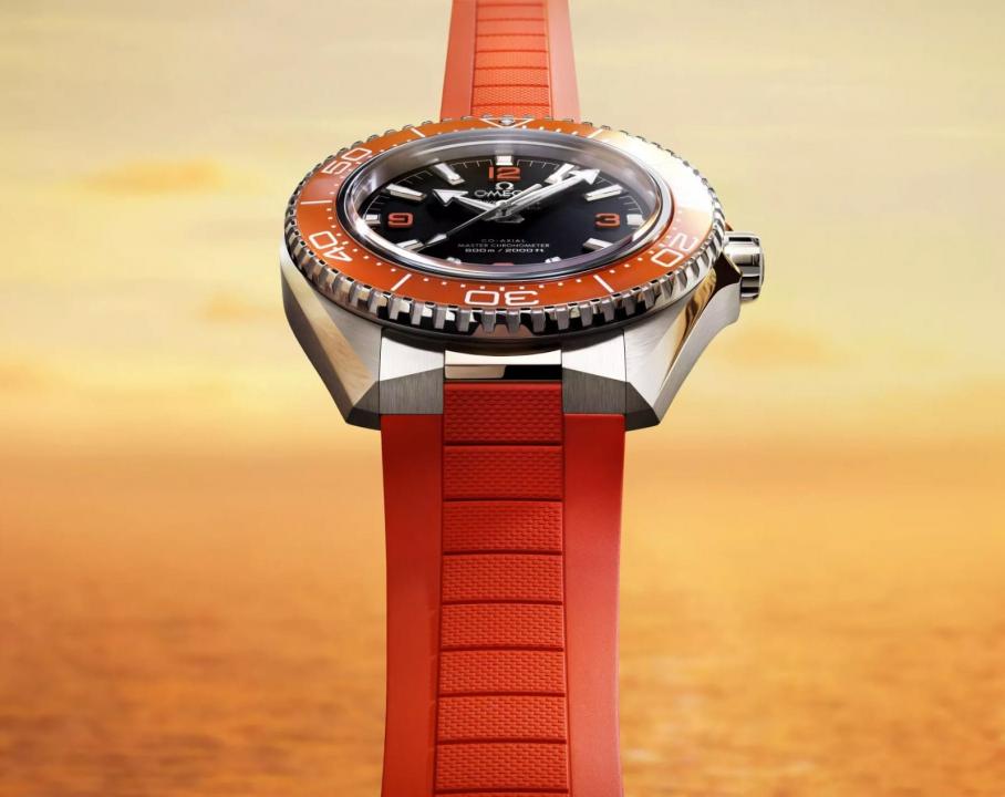 Omegg_a Seamaster Planet Ocean 600M Co-Axial Master Chronometer full Orange