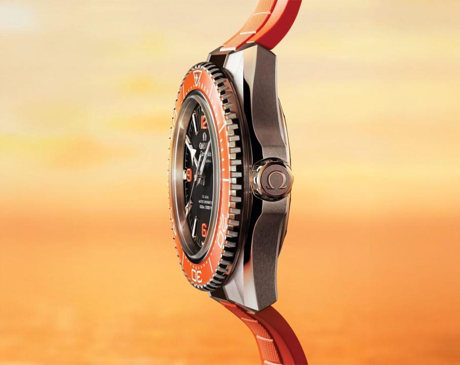 Omegg_a Seamaster Planet Ocean 600M Co-Axial Master Chronometer full Orange