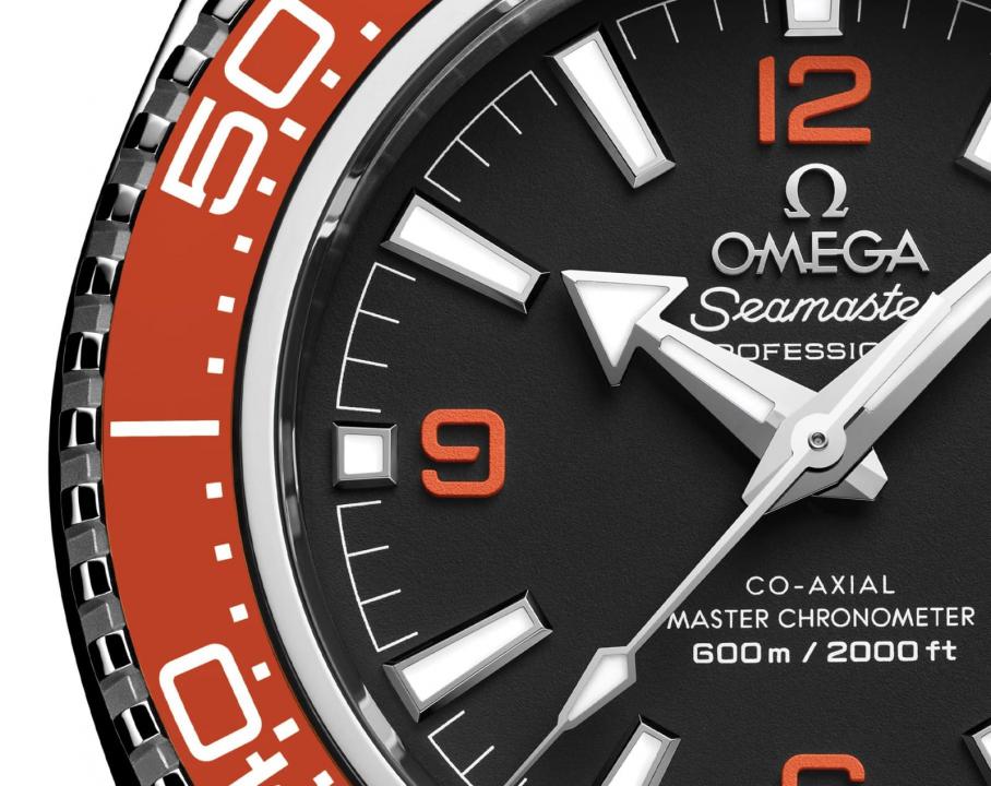 Omegg_a Seamaster Planet Ocean 600M Co-Axial Master Chronometer black orange