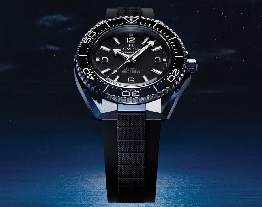 Omegg_a Seamaster Planet Ocean 600M Co-Axial Master Chronometer full black