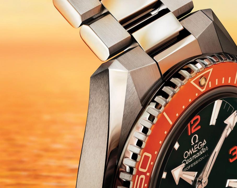 Omegg_a Seamaster Planet Ocean 600M Co-Axial Master Chronometer metal Silver orange black