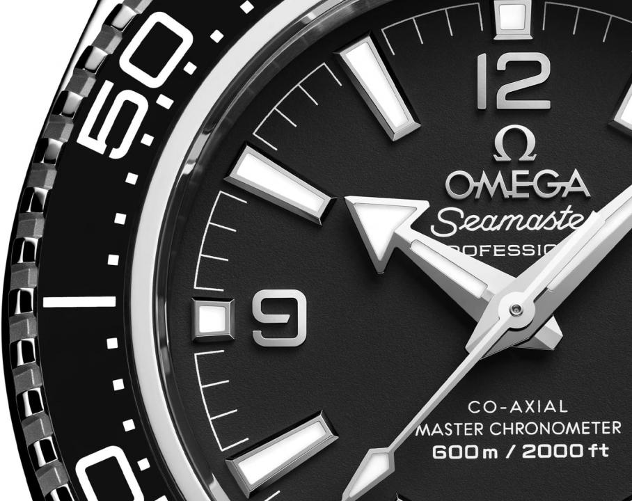 Omegg_a Seamaster Planet Ocean 600M Co-Axial Master Chronometer metal silver Black
