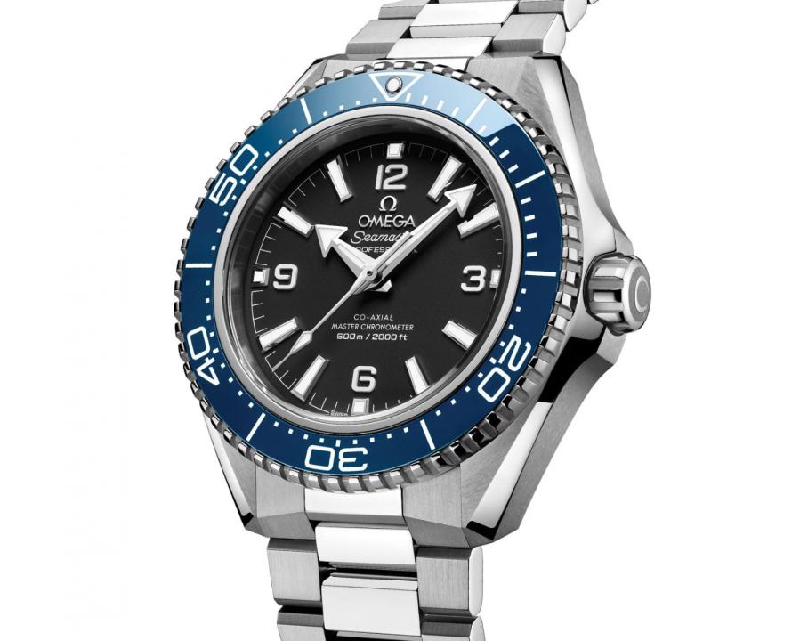 Omegg_a Seamaster Planet Ocean 600M Co-Axial Master Chronometer metal Silver black blue
