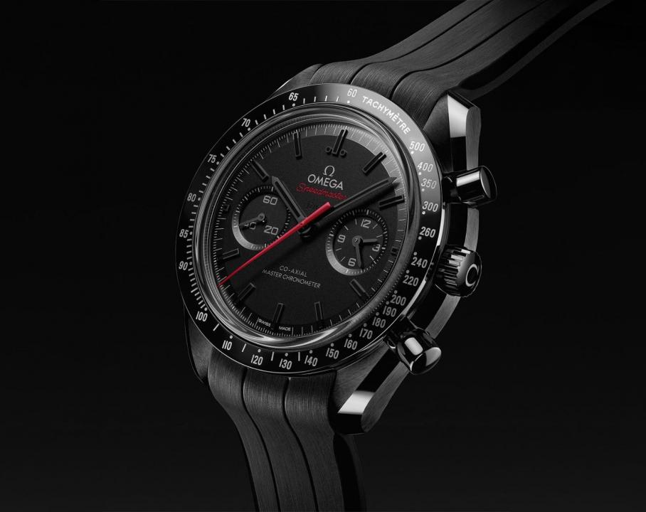 Omegg_a Speedmaster Dark Side of the Moon black white Red niddle