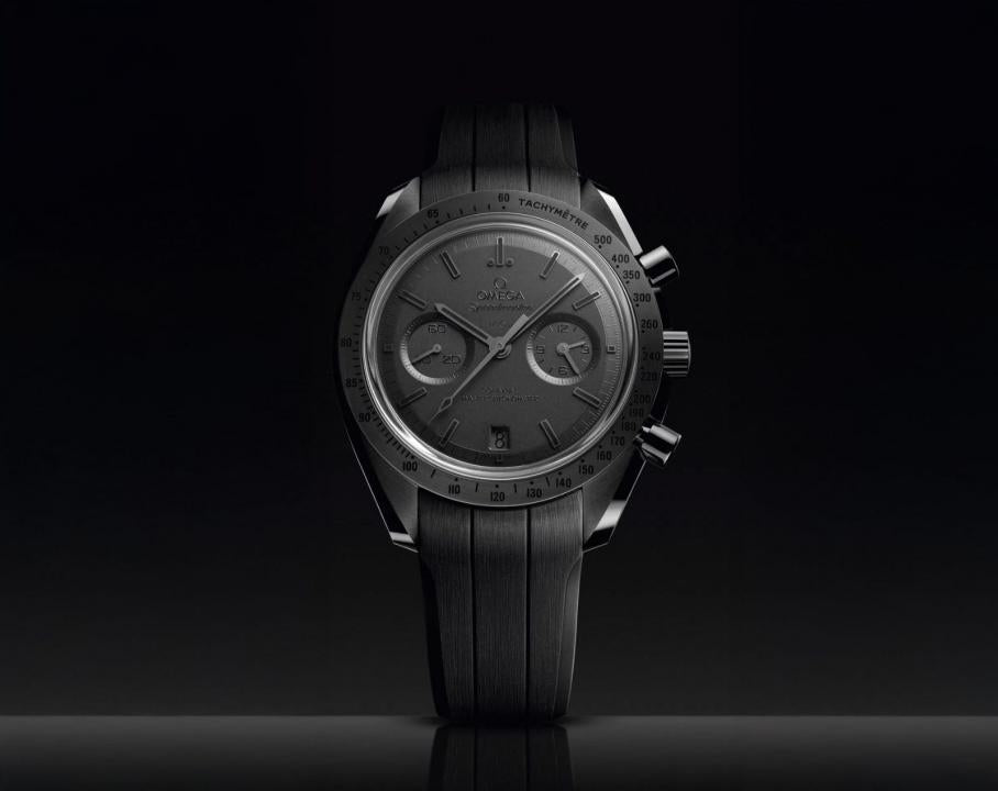 Omegg_a Speedmaster Dark Side of the Moon full black and black niddle