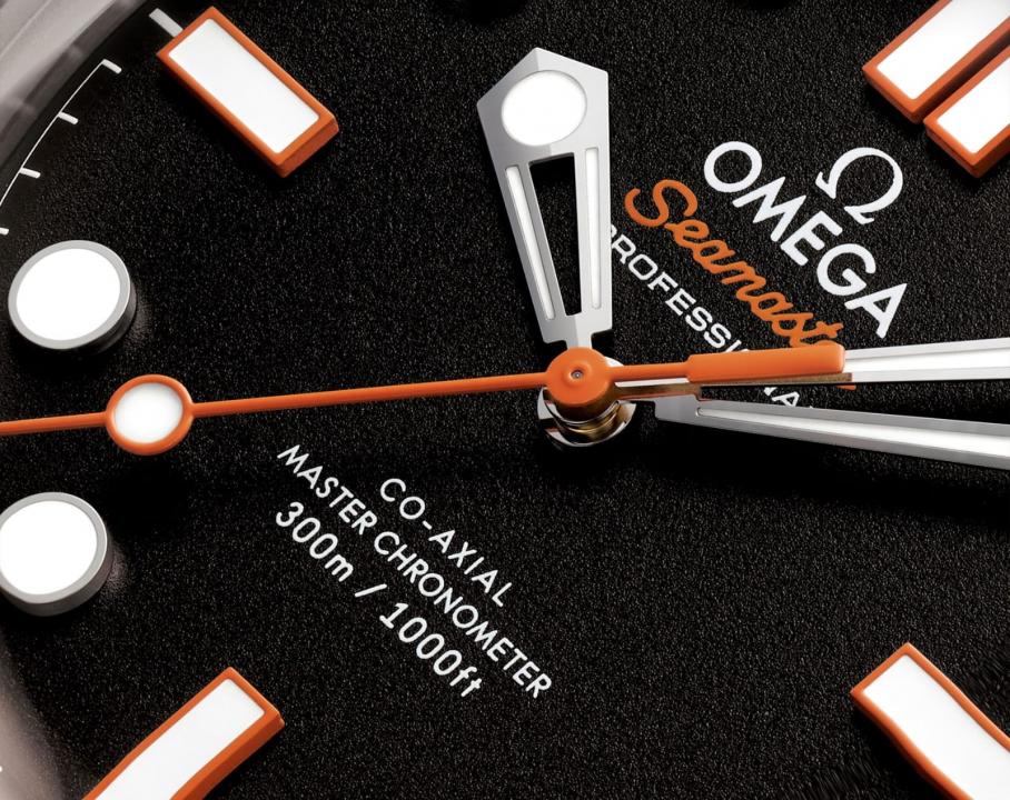 Omegg_a Seamaster Diver 300M Automatic