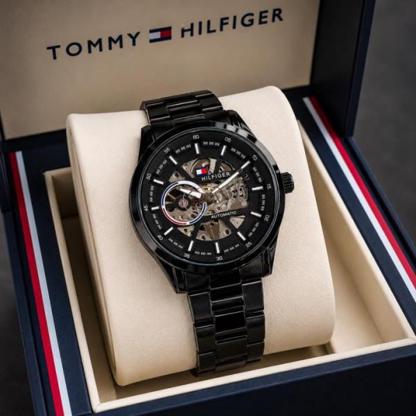 Tommm_y Hilfiger Auto Official Article