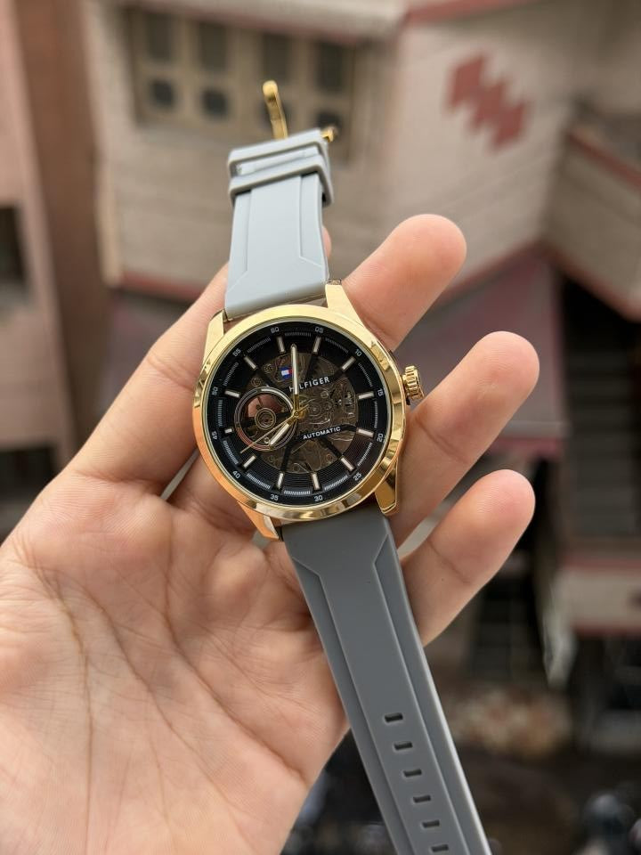 TOMMMY HILIFIGER AUTOMATIC