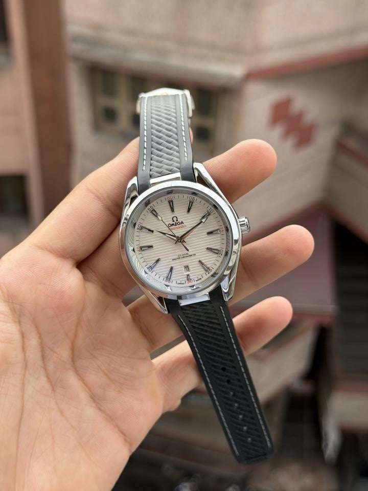 OMEGGA SEAMASTER AUTOMATIC