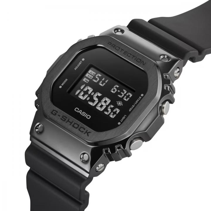 G SHOCK GM5600