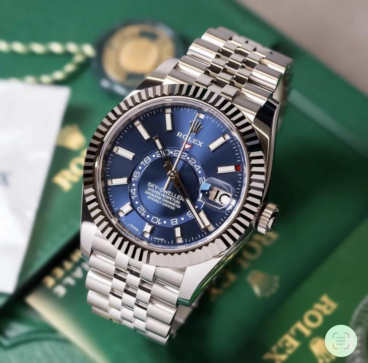 Role ex SKY DWELLER SWISS MOVEMENT WORKING LIKE AUTO 323