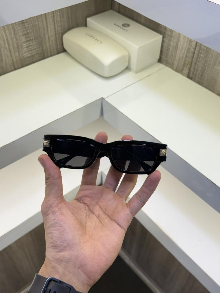 Versacce Rectangular Luxury Sunglass