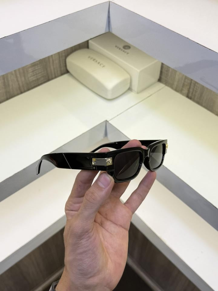 Versacce Rectangular Luxury Sunglass