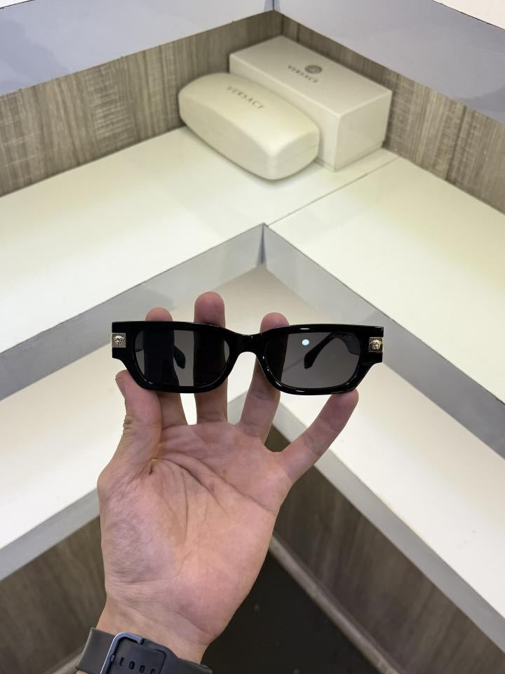 Versacce Rectangular Luxury Sunglass