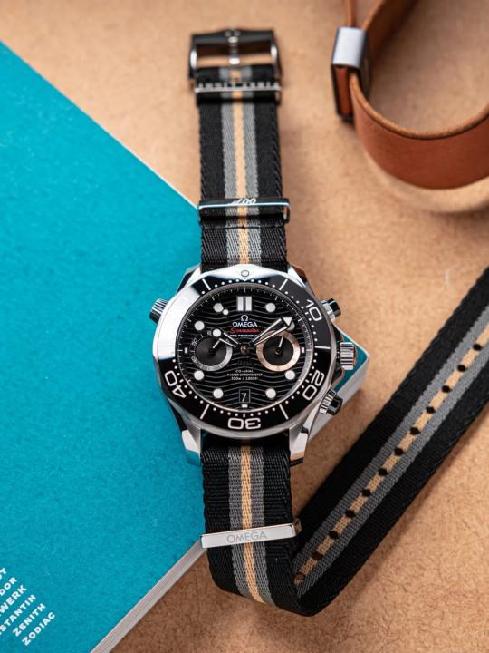 Omegha Seamaster Diver 300M Chronograph 007 First Light